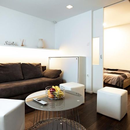 Elegant 1-Bedroom Apartment Near Hill Forest Ljubljana Exterior photo
