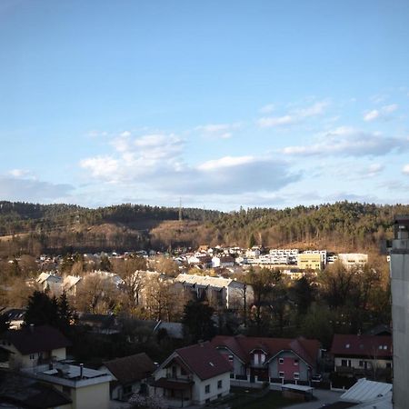 Elegant 1-Bedroom Apartment Near Hill Forest Ljubljana Exterior photo
